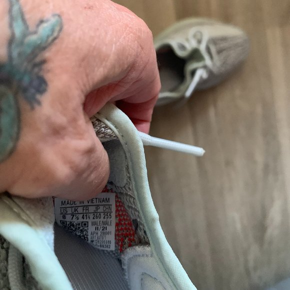 Kanye West+ Adidas Yeezy Boost 350 V2 Blue Tint Size 8 - Picture 6 of 6